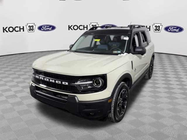 Used 2025 Ford Bronco Sport Outer Banks w/ Outer Banks Tech Package+ image 3