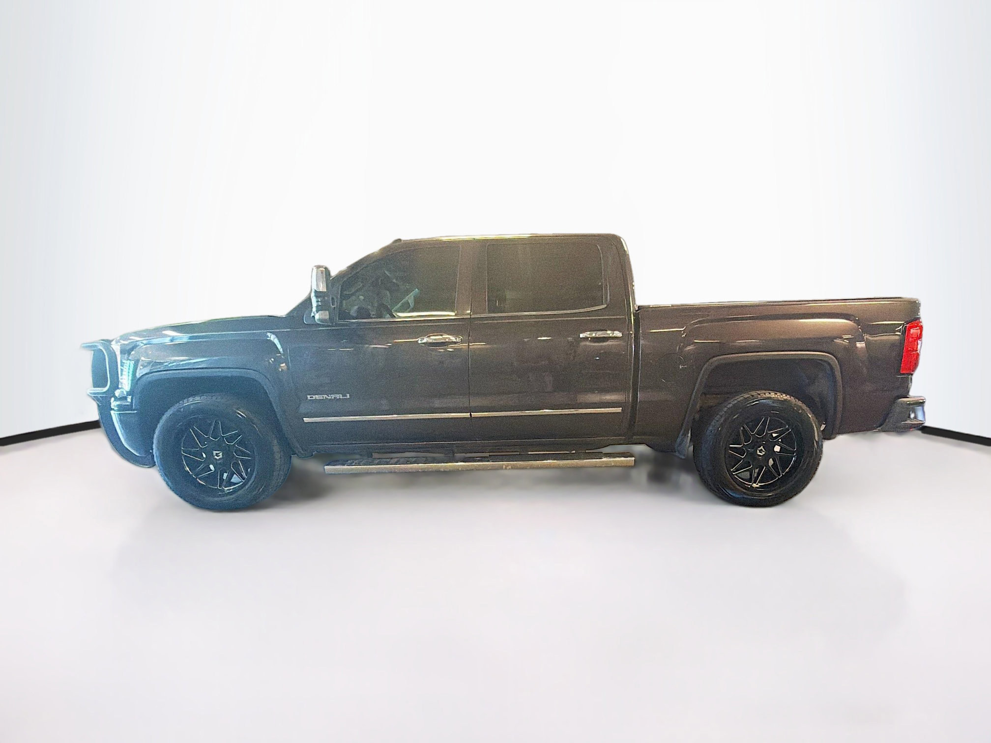 Used 2015 GMC Sierra 1500 Denali w/ Driver Alert Package image 4