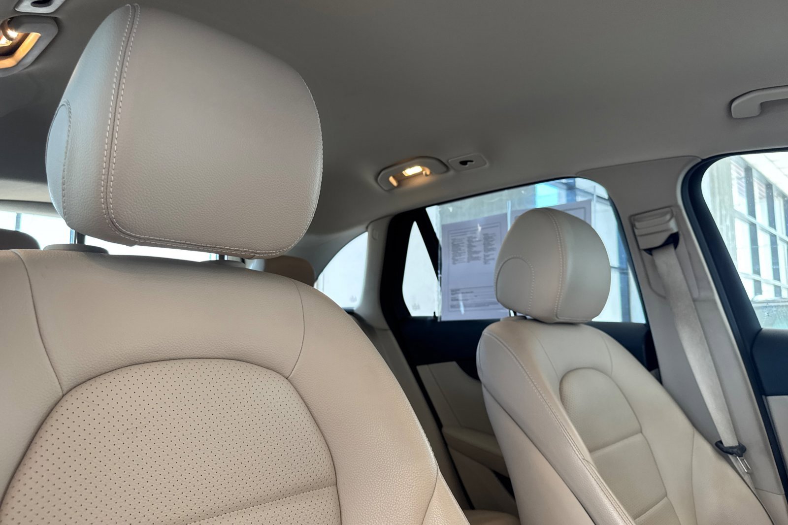 Used 2022 Mercedes-Benz GLC 300 4MATIC image 18