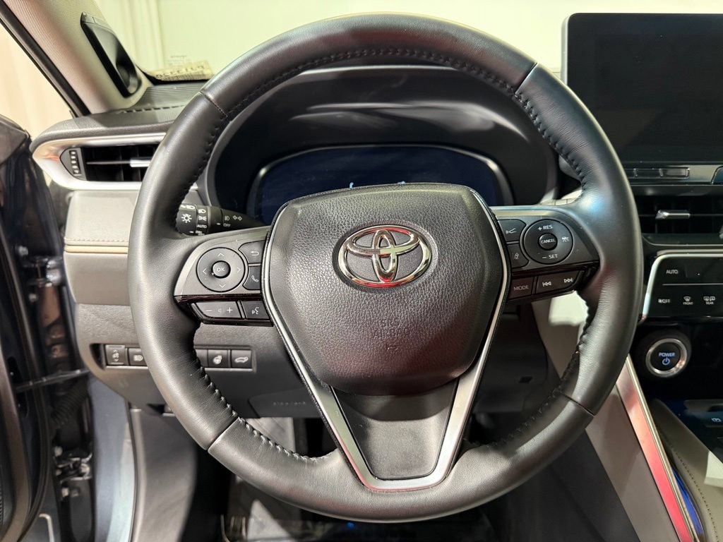 Certified 2023 Toyota Venza Limited AWD/4WD image 24