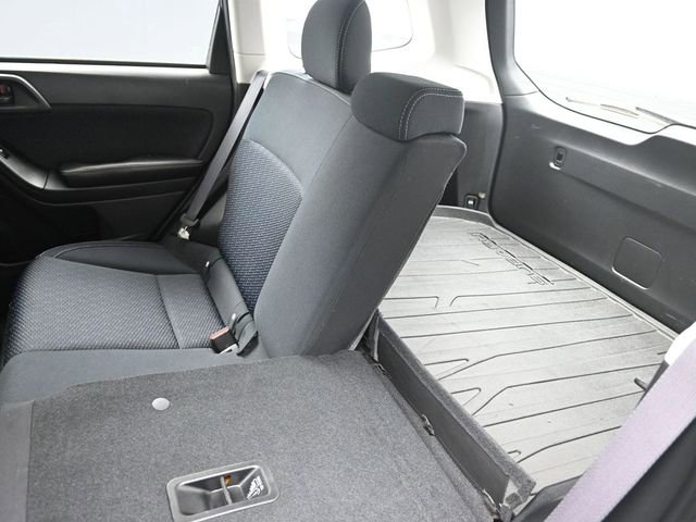 Used 2017 Subaru Forester 2.5i w/ Alloy Wheel Package image 21