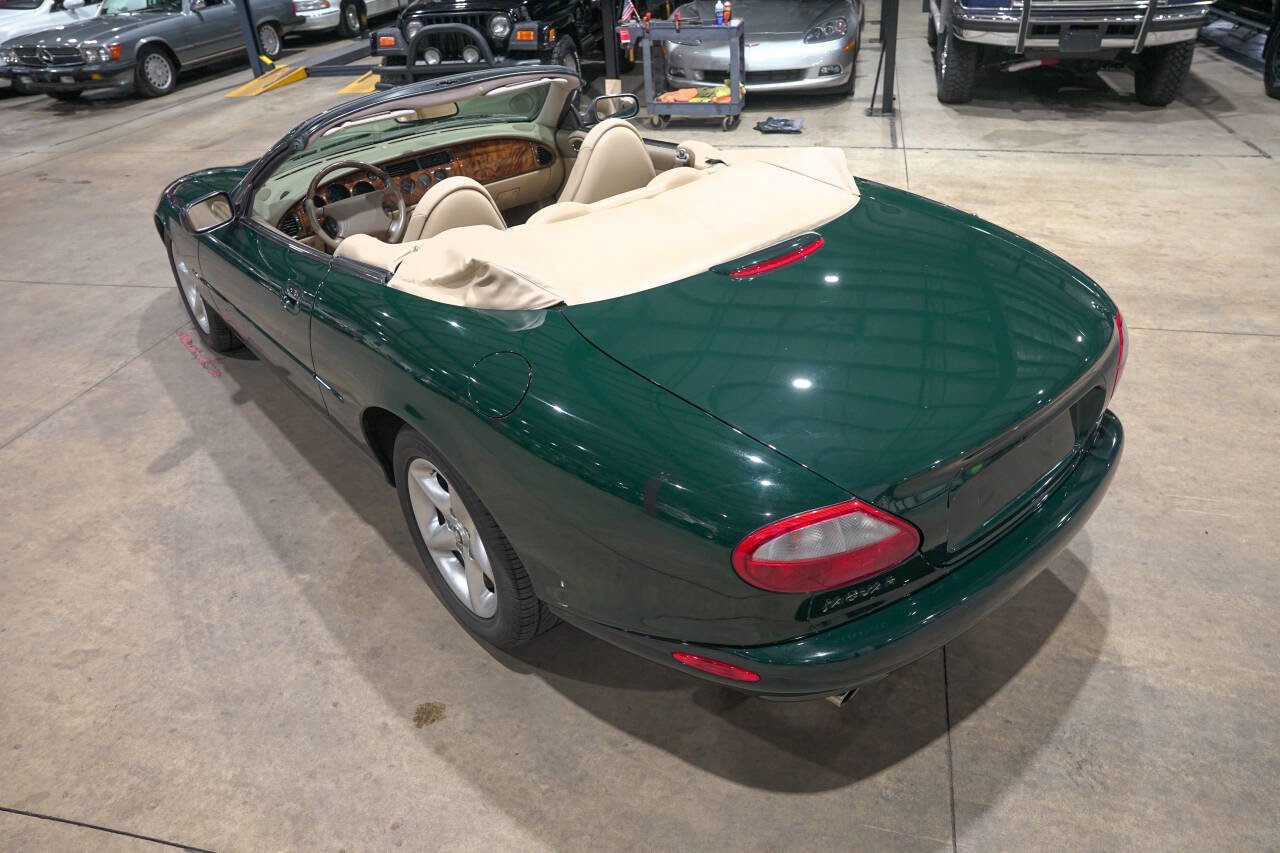 Used 2000 Jaguar XK8 Convertible RWD image 16