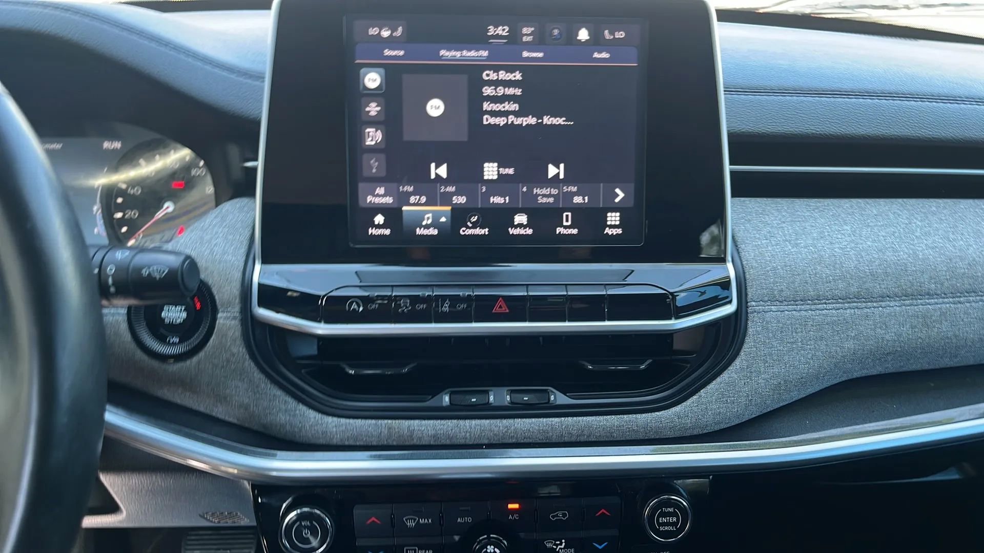 Used 2022 Jeep Compass Latitude w/ Convenience Group image 26