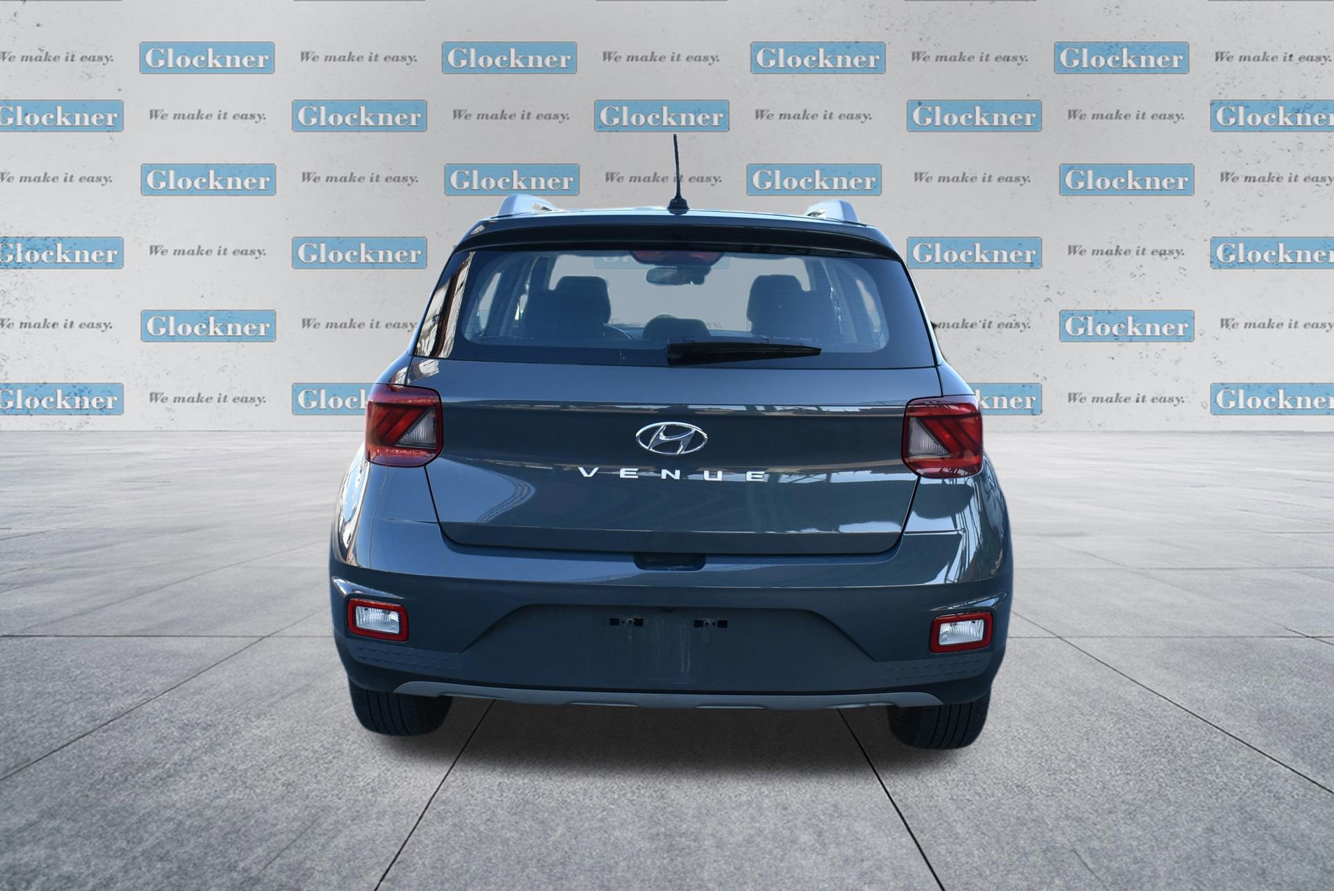 Used 2025 Hyundai Venue SEL FWD image 7