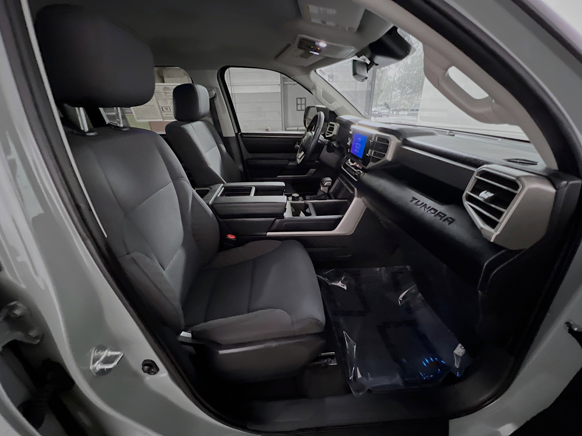 Used 2024 Toyota Tundra SR5 w/ SR5 Convenience Package image 31