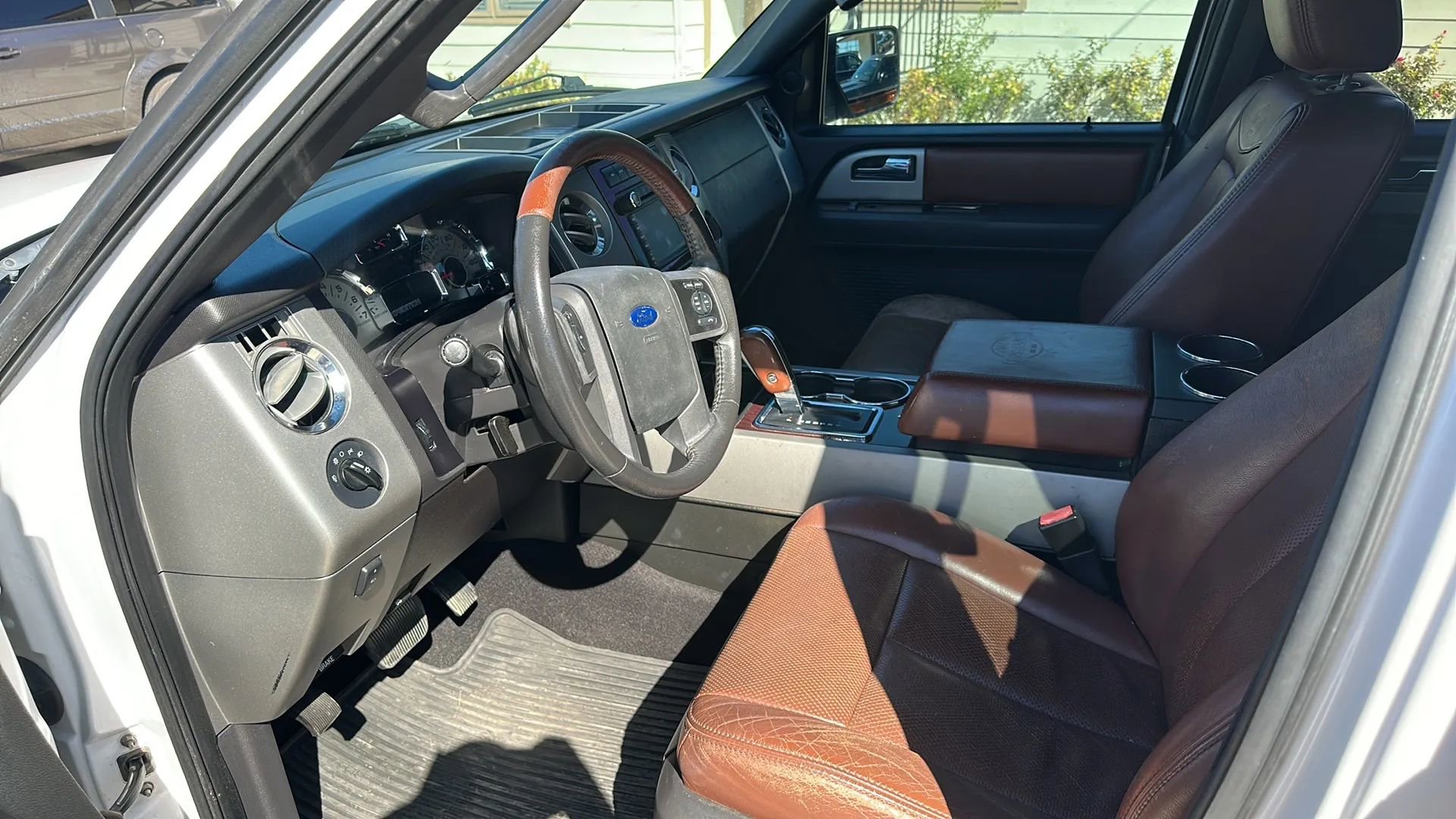 Used 2012 Ford Expedition EL King Ranch image 13