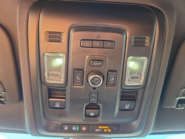 Certified 2021 Chevrolet Suburban High Country AWD/4WD image 26