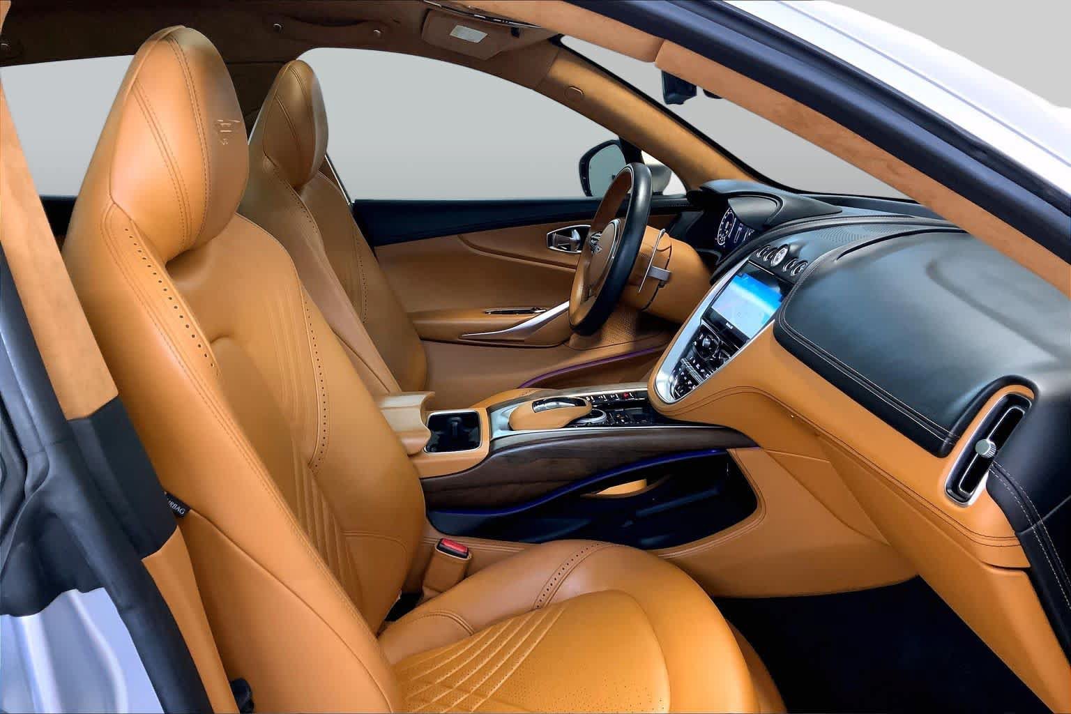 Used 2021 Aston Martin DBX AWD/4WD image 8