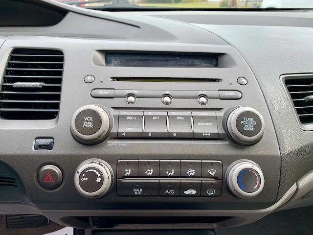 Used 2011 Honda Civic DX-VP image 18