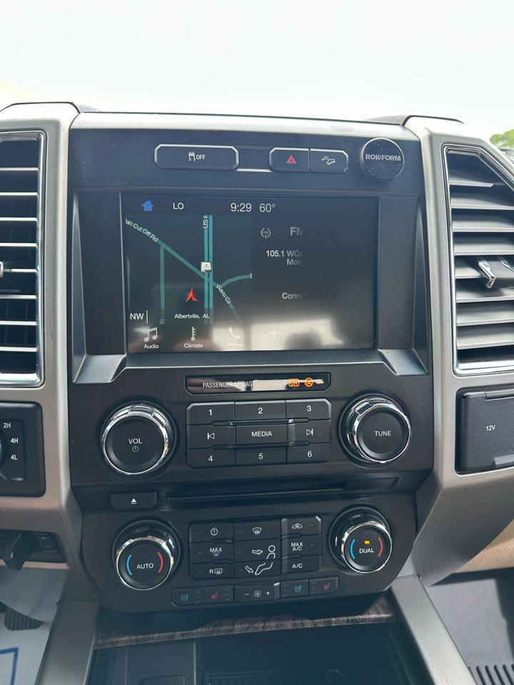 Used 2017 Ford F250 Lariat w/ Chrome Package AWD/4WD image 17