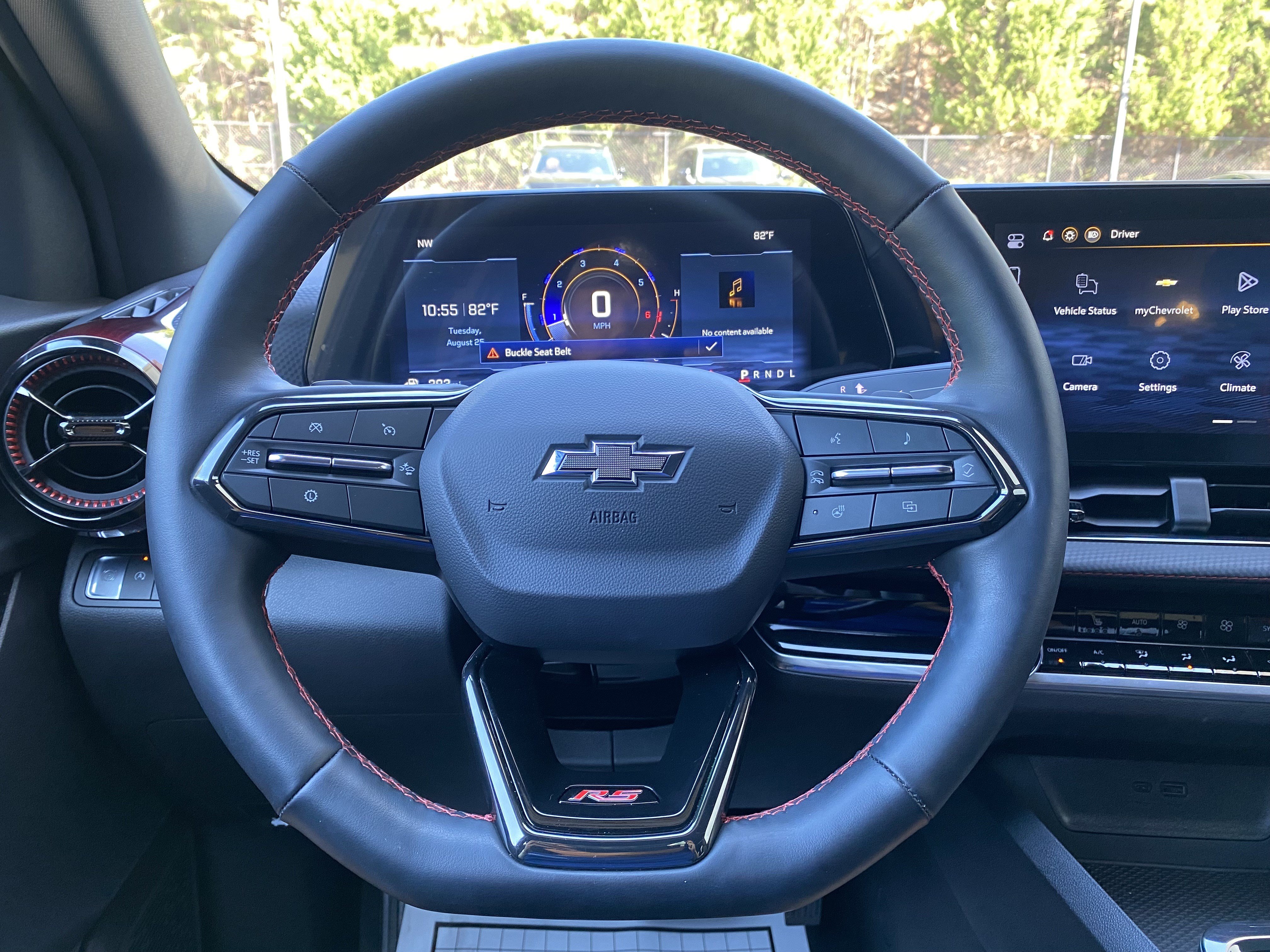 Used 2026 Chevrolet Equinox RS FWD image 18
