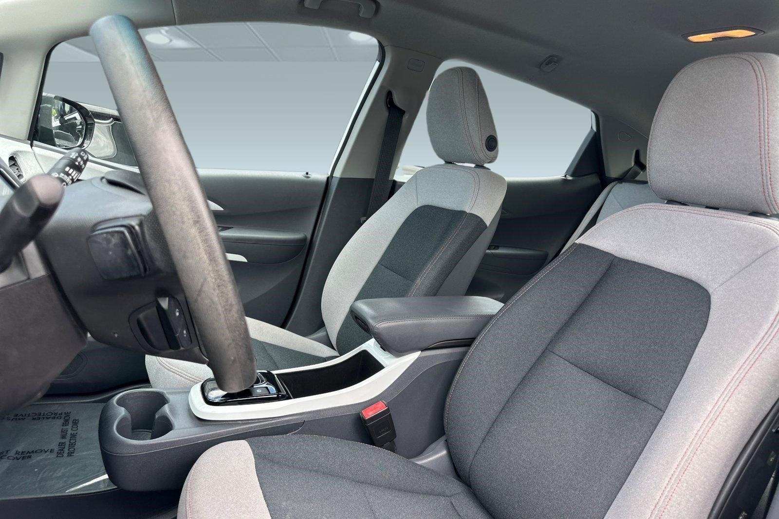 Used 2021 Chevrolet Bolt LT FWD image 5