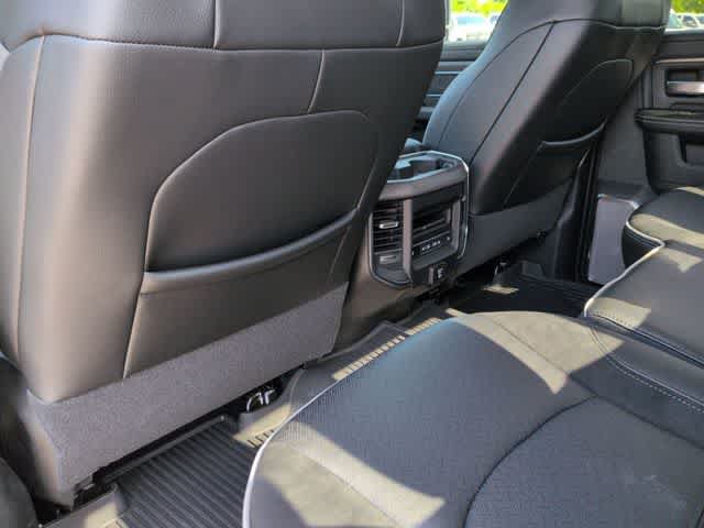 New 2026 RAM 3500 Laramie AWD/4WD image 19