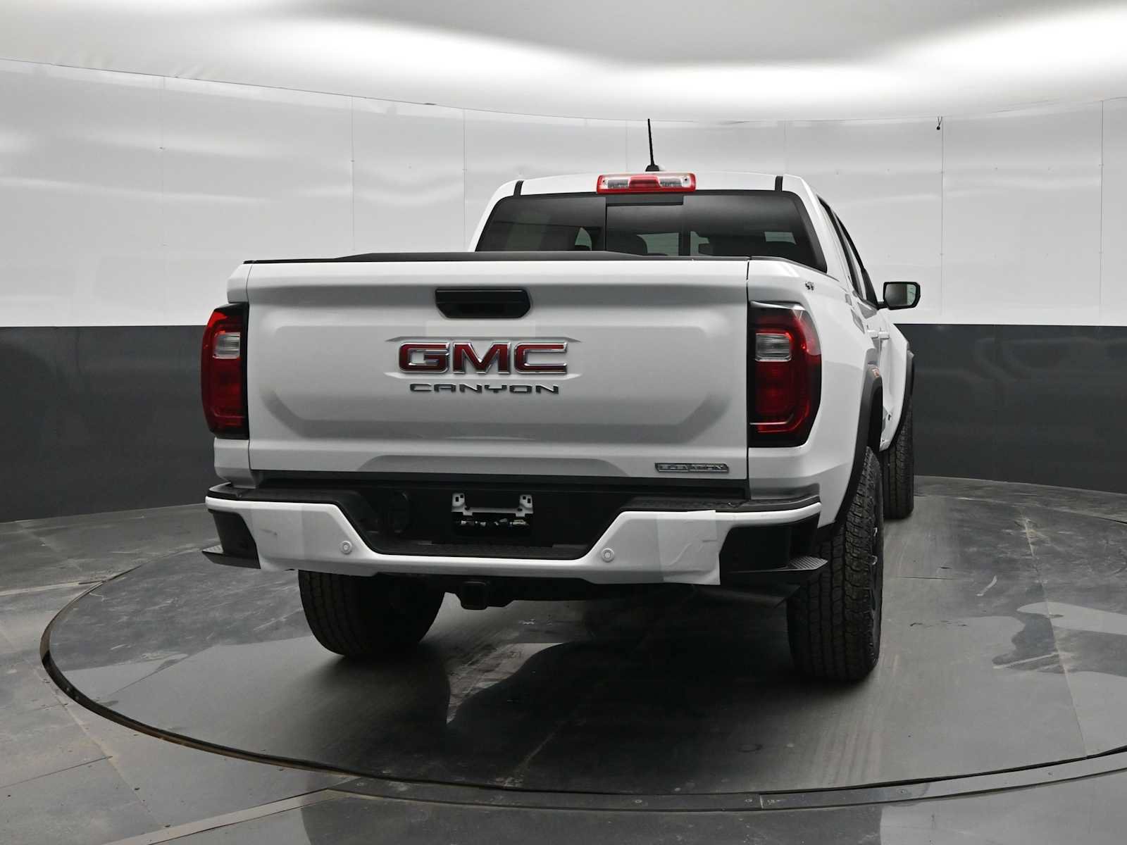 New 2026 GMC Canyon Elevation AWD/4WD image 6