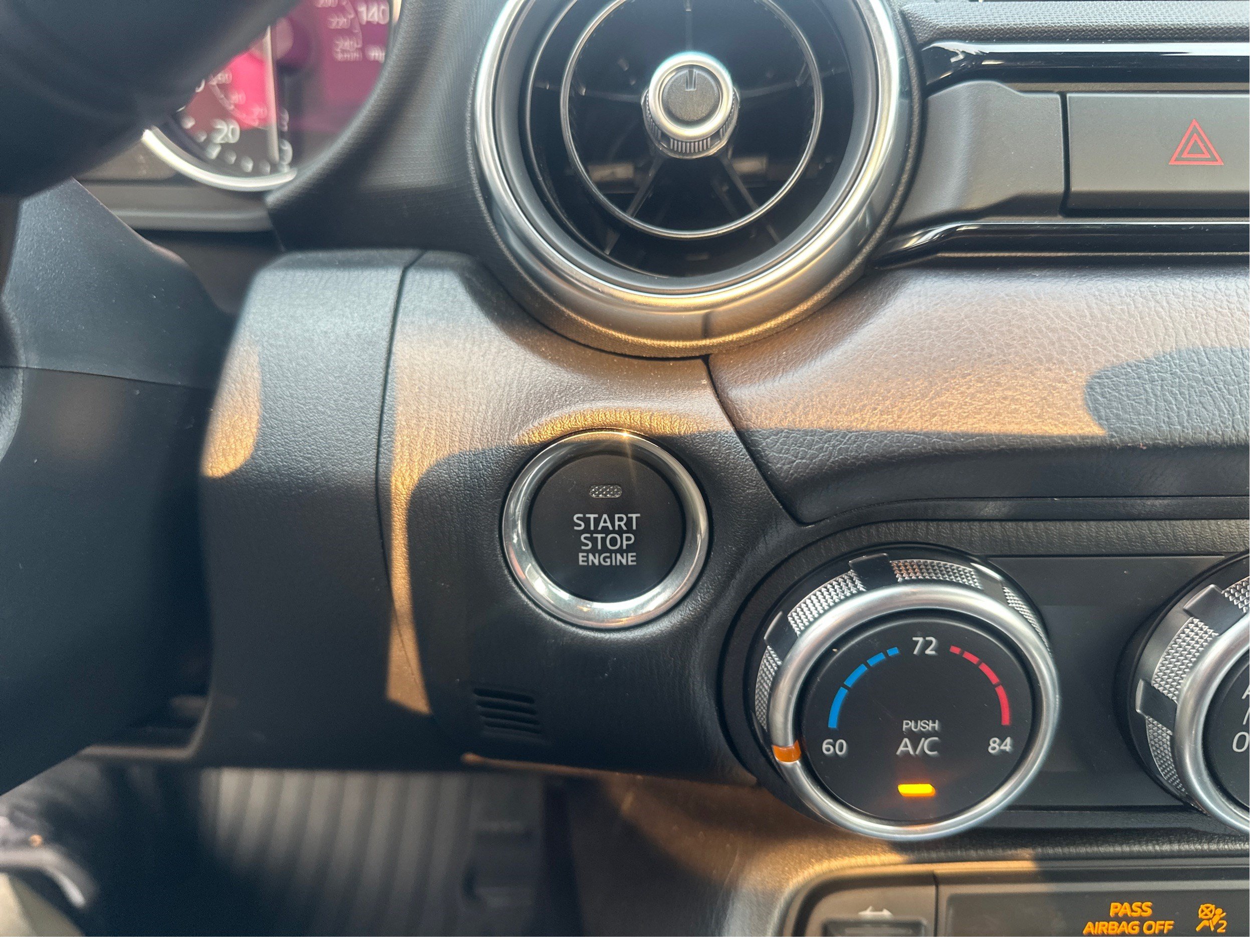 Used 2019 MAZDA MX-5 Miata RF Grand Touring RWD image 28