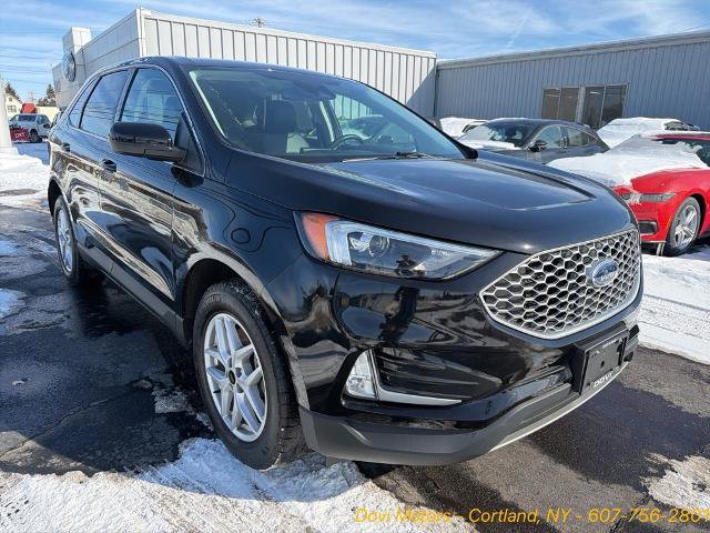 Certified 2023 Ford Edge SEL w/ Convenience Package image 2
