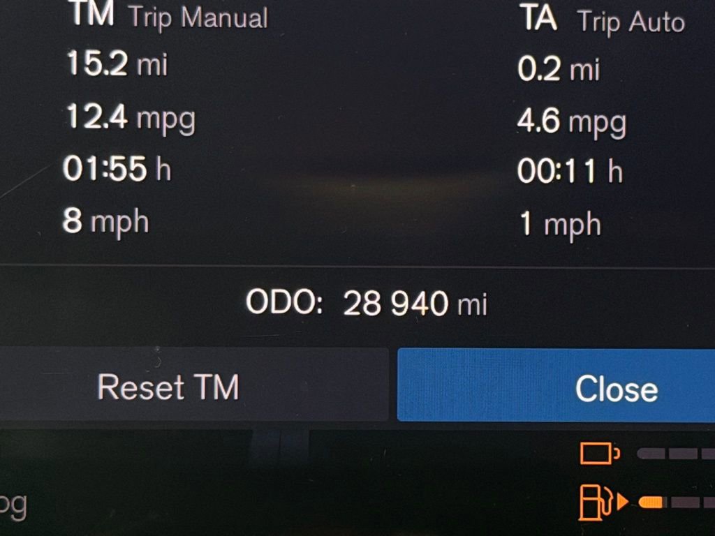 Used 2025 Volvo XC60 T8 Ultra w/ Protection Package Premier image 14