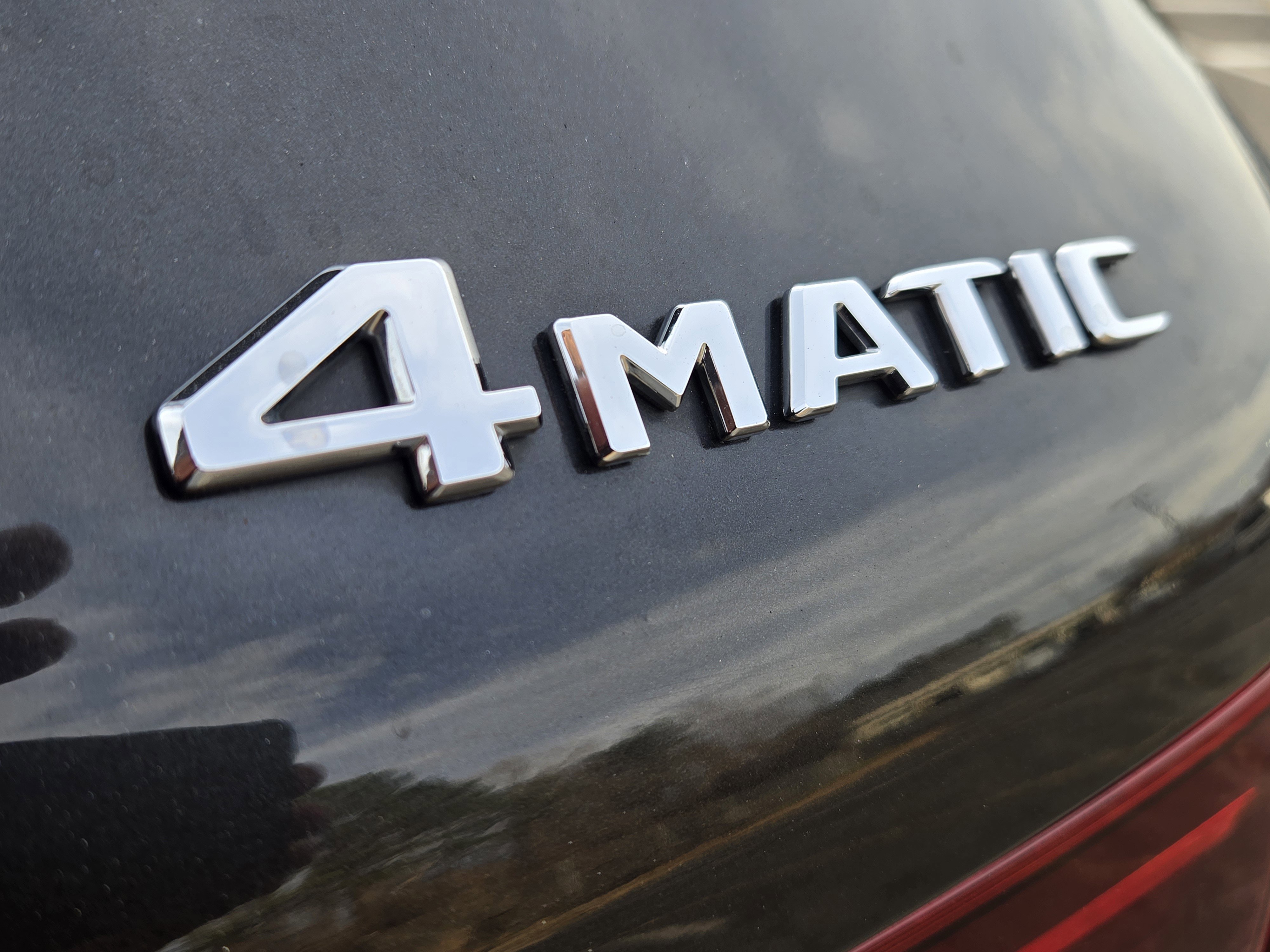 Used 2020 Mercedes-Benz GLC 300 4MATIC image 11