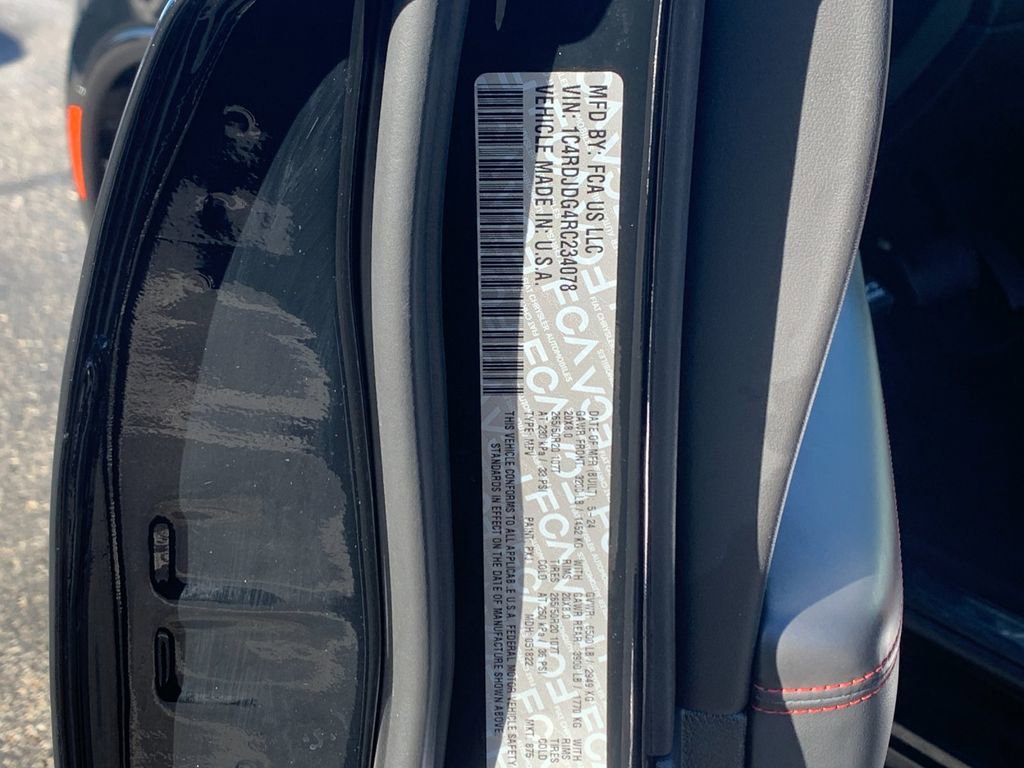 Used 2024 Dodge Durango GT image 32