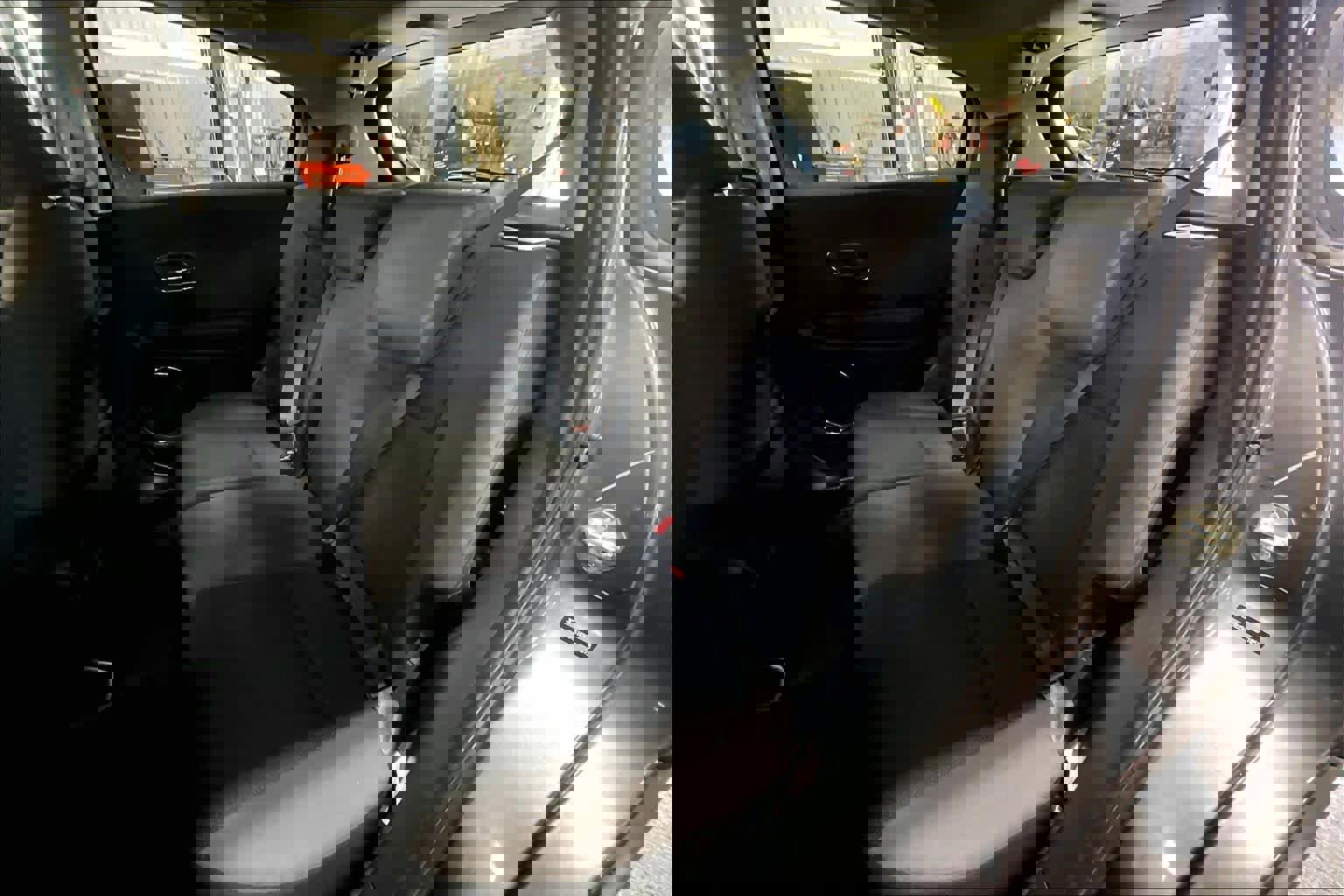 Used 2019 Honda HR-V EX image 21