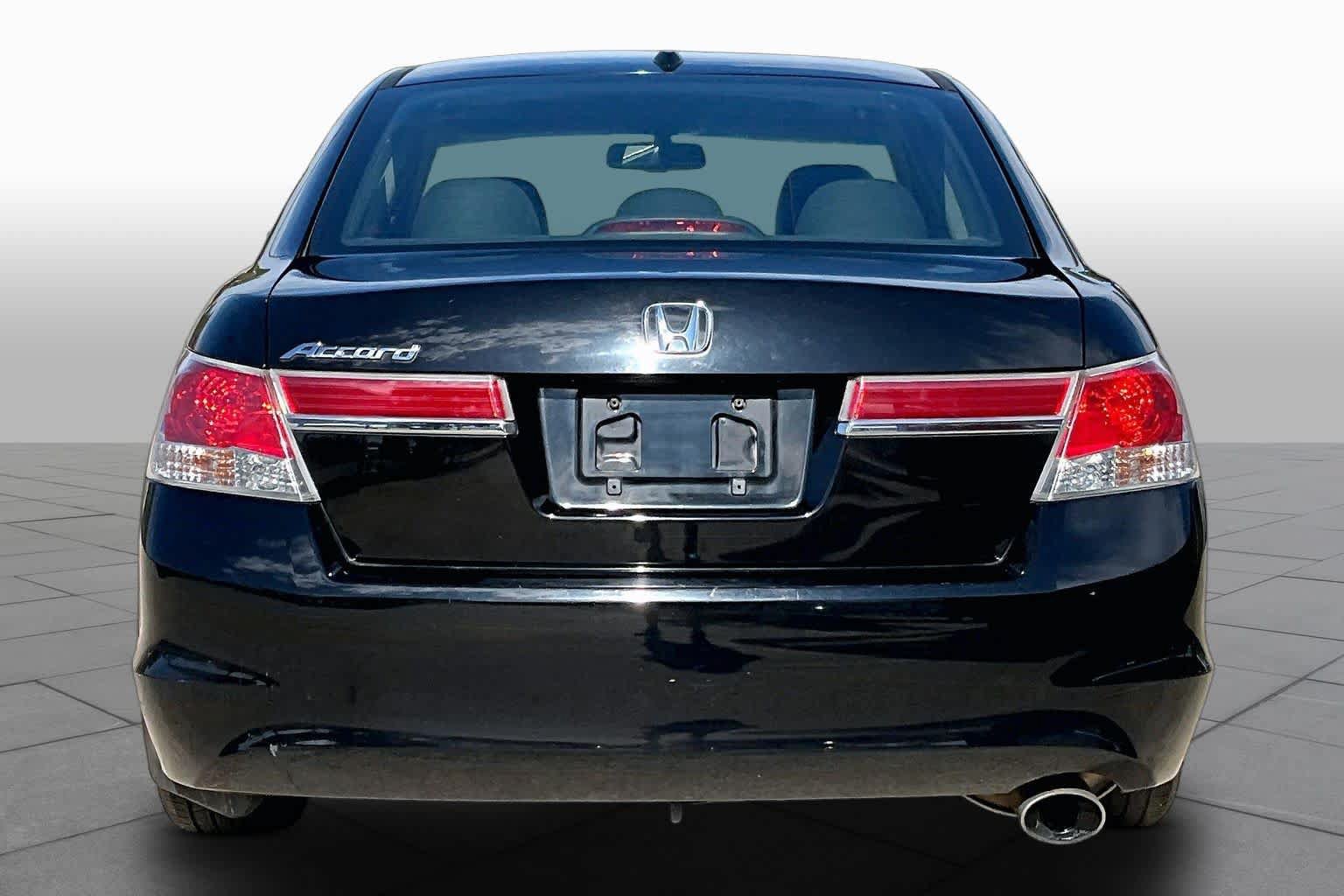 Used 2011 Honda Accord EX-L image 4