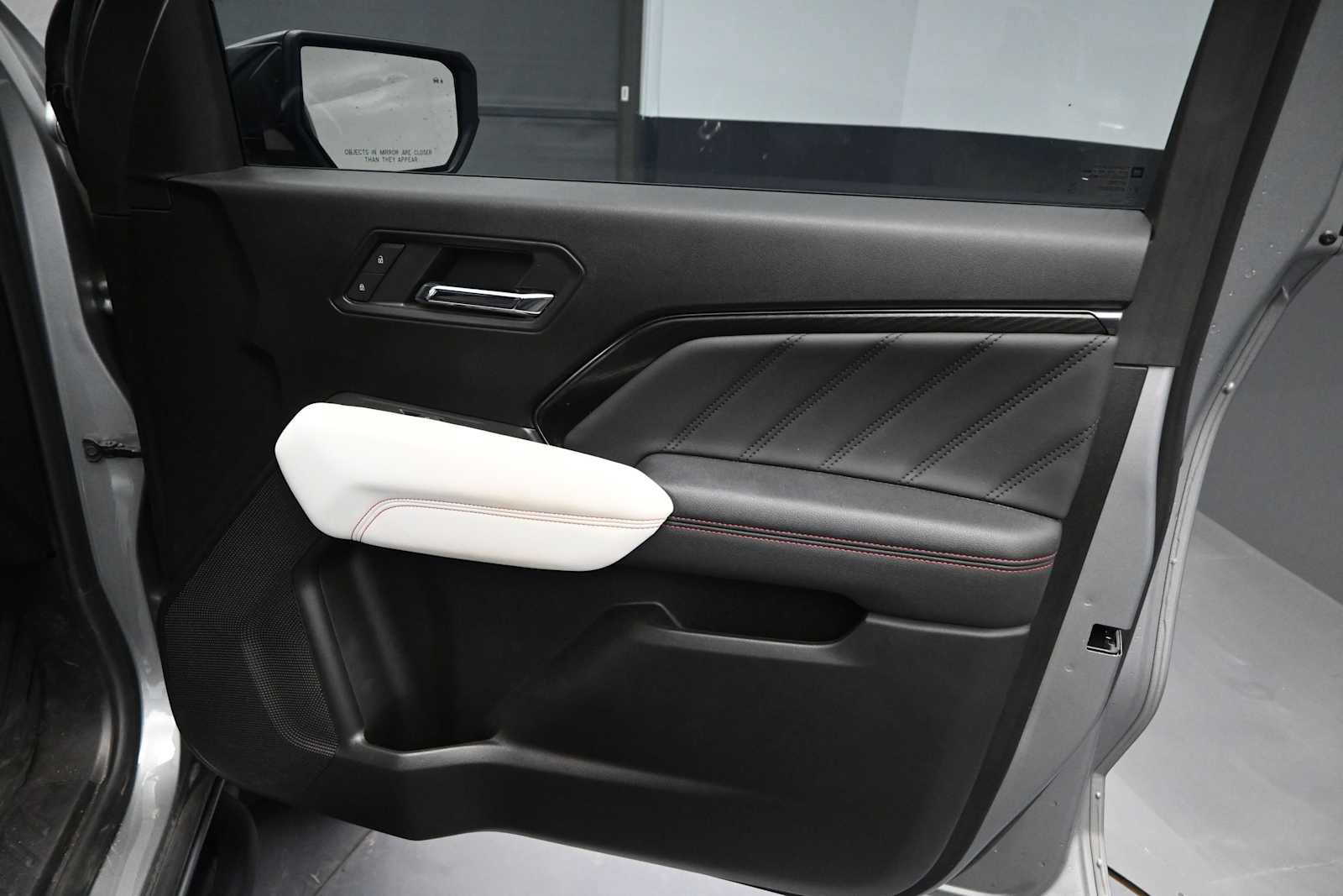 Used 2023 GMC Canyon AT4X AWD/4WD image 36