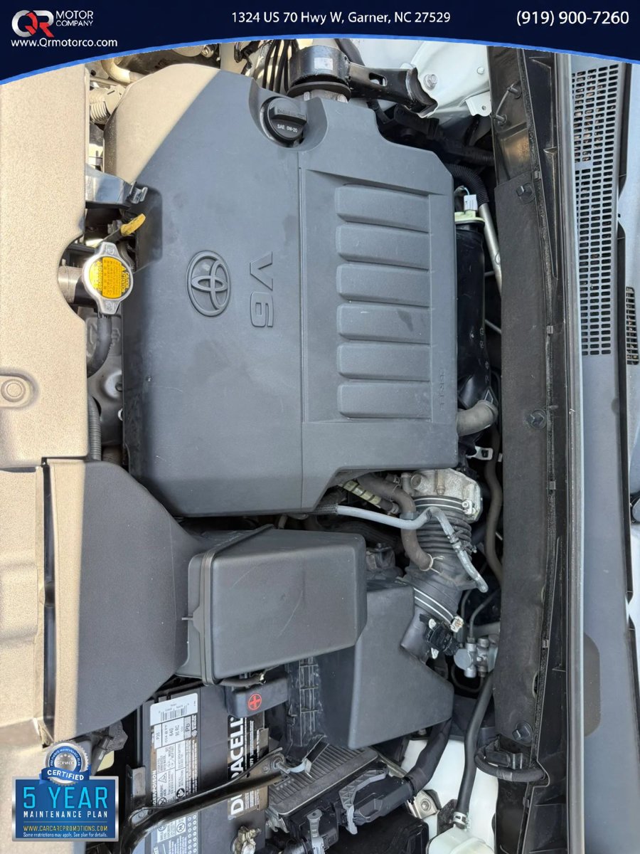 Used 2014 Toyota Highlander Limited Platinum FWD image 36