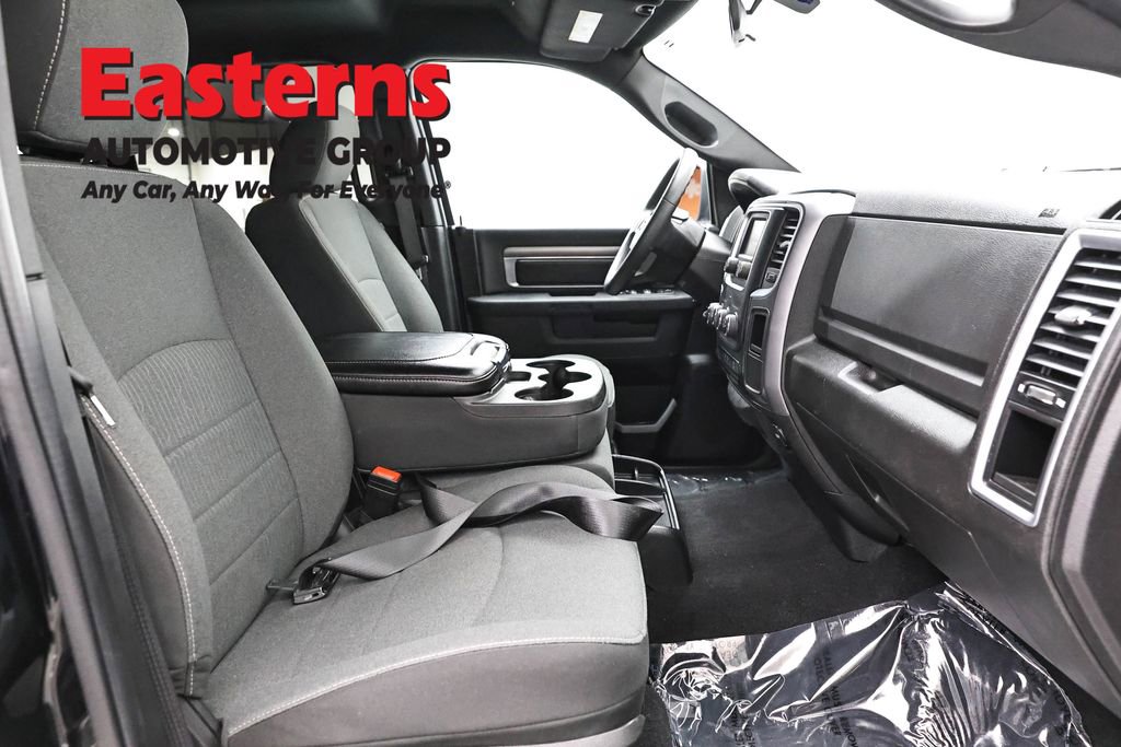 Used 2024 RAM 1500 Classic Warlock image 22