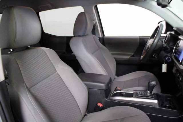 Used 2020 Toyota Tacoma SR5 image 13