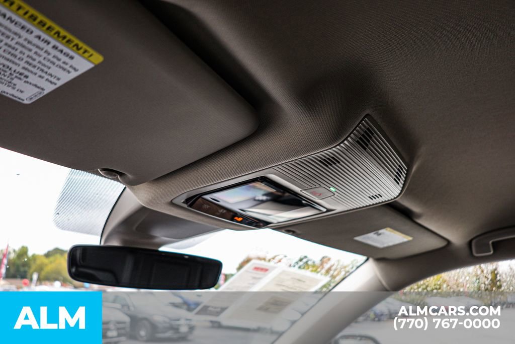 Used 2025 Volkswagen Atlas SE image 63