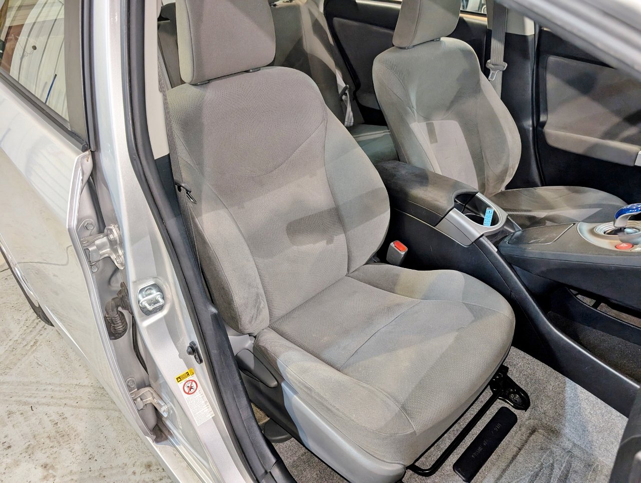 Used 2015 Toyota Prius Three FWD image 28