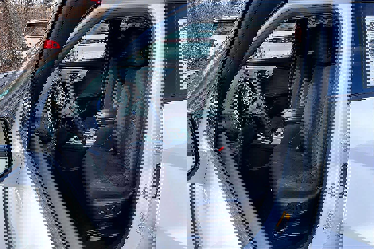 Used 2022 Chevrolet Blazer LT image 9