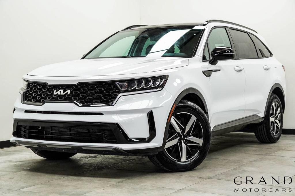 Used 2023 Kia Sorento S w/ Panoramic Sunroof Package FWD image 1