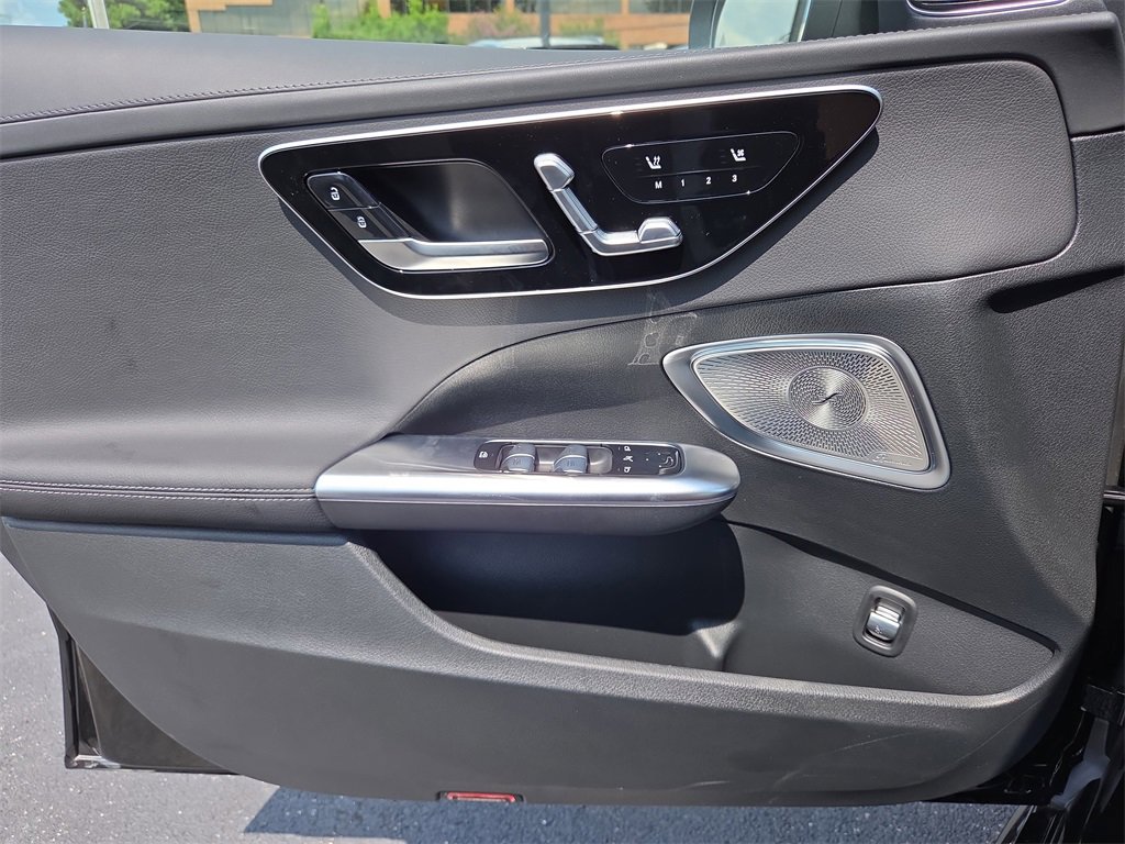 New 2025 Mercedes-Benz C 300 Sedan image 20