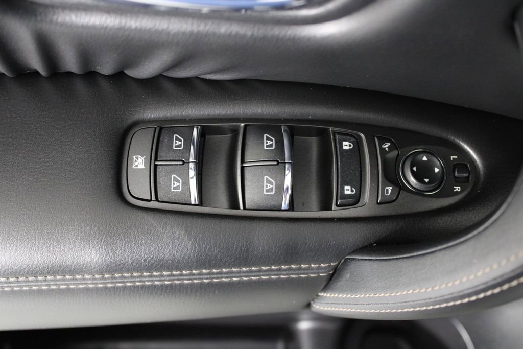 Certified 2022 Nissan Armada Platinum w/ Captain's Chairs Package image 28