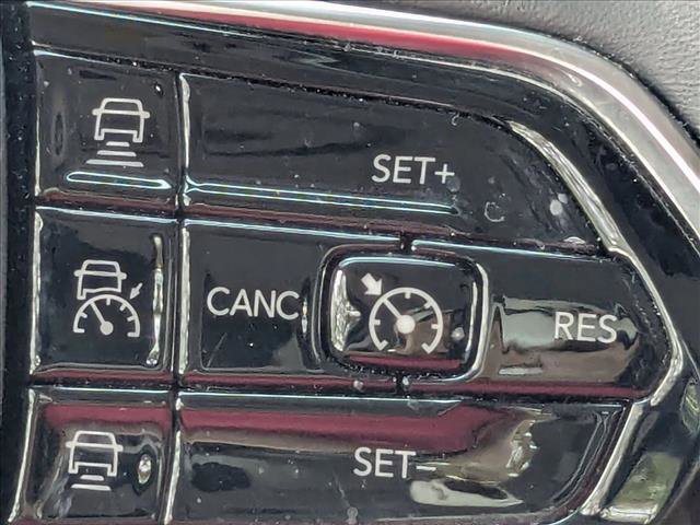 Used 2021 Jeep Grand Cherokee L Overland w/ Trailer Tow Group (B) image 16