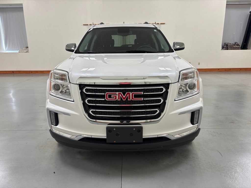 Used 2017 GMC Terrain SLT w/ Open Road Package FWD image 3