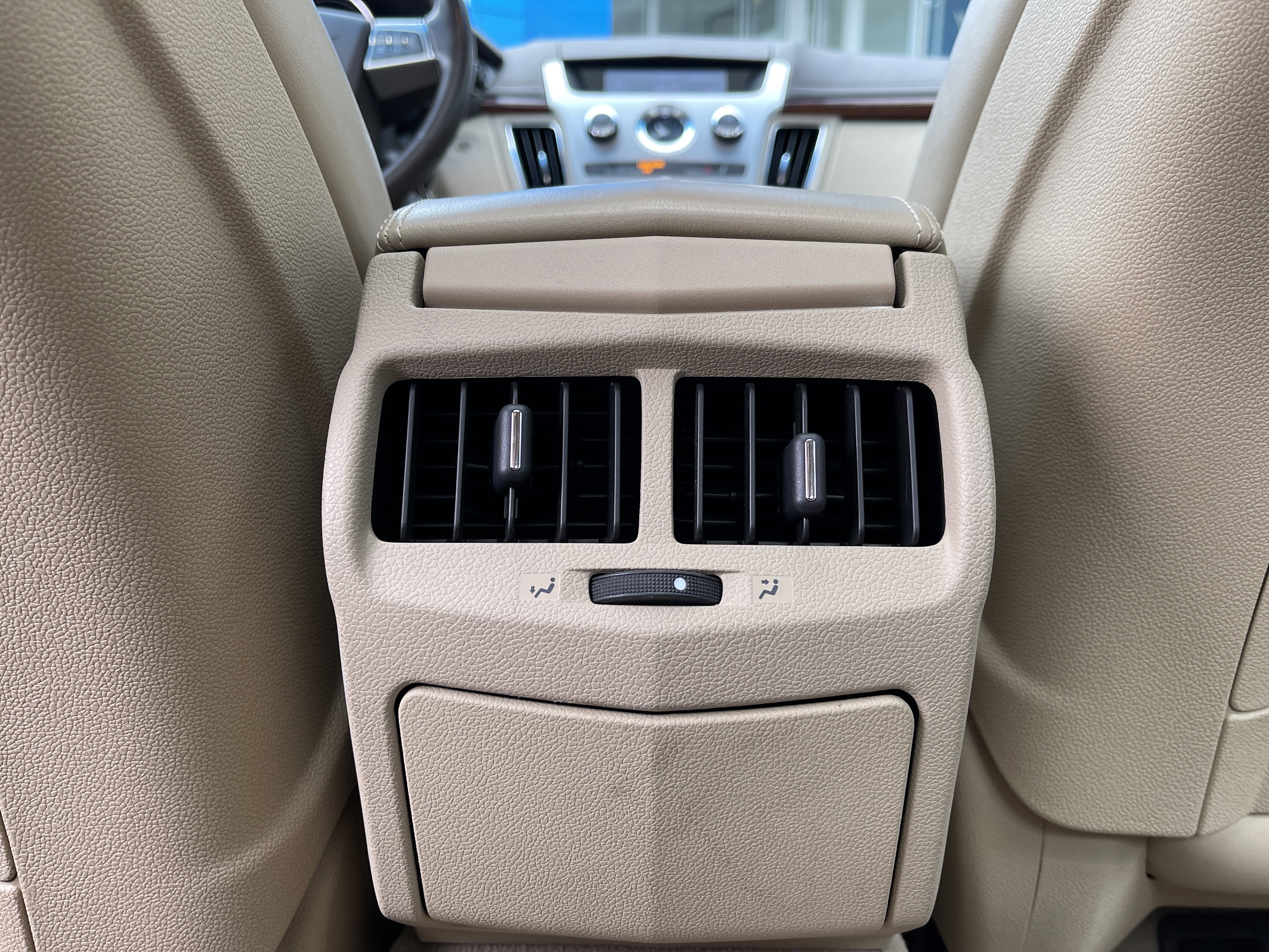 Used 2011 Cadillac CTS Luxury image 39