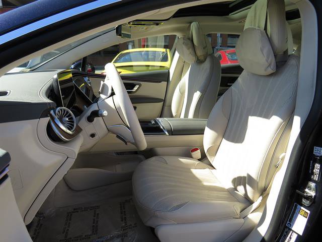 Certified 2023 Mercedes-Benz EQS 450+ 4MATIC Sedan w/ AMG Line Exterior Package image 18