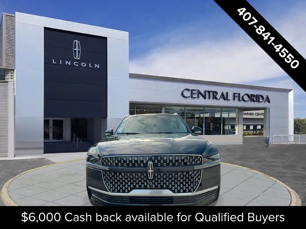 New 2026 Lincoln Navigator Premiere AWD/4WD image 2