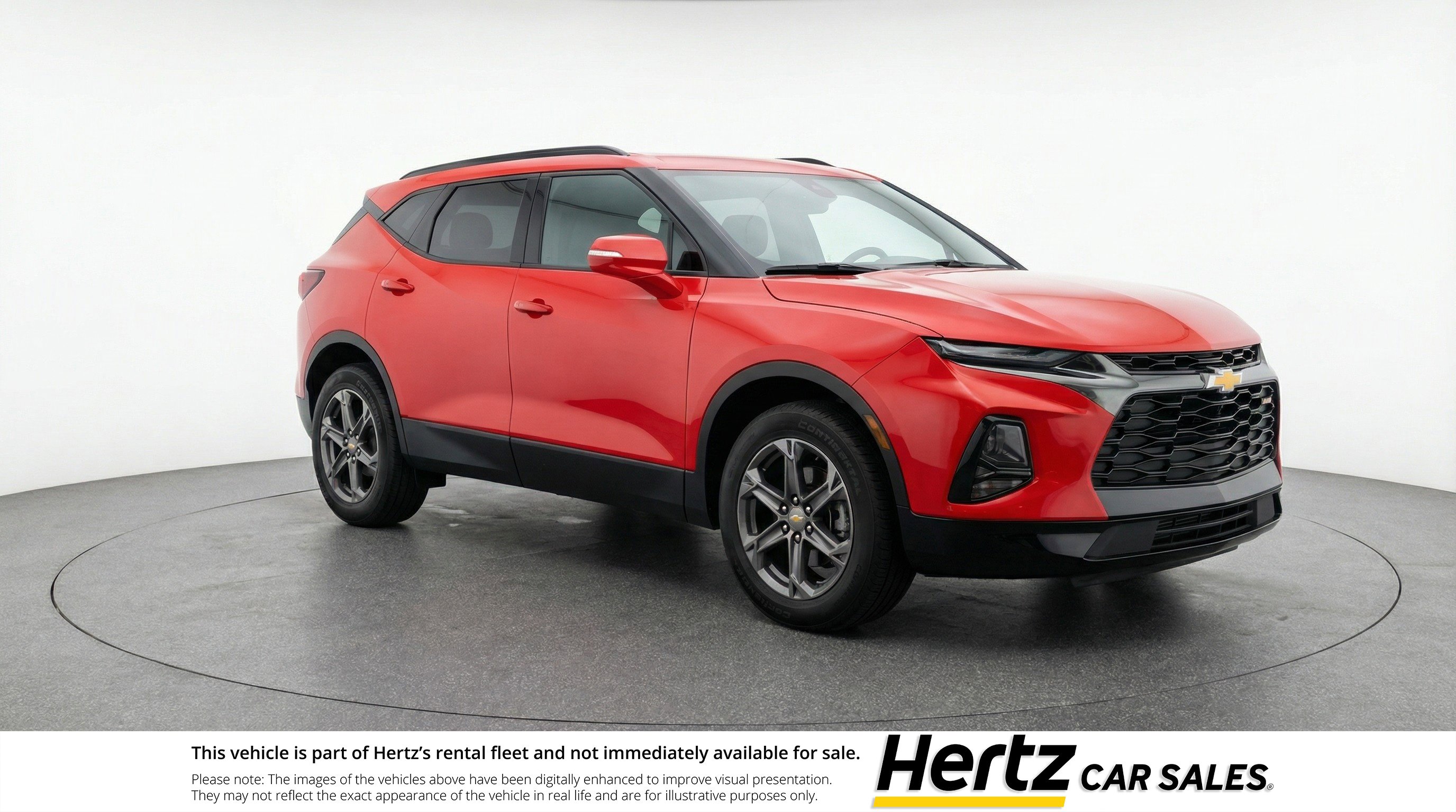 Used 2025 Chevrolet Blazer LT FWD image 1