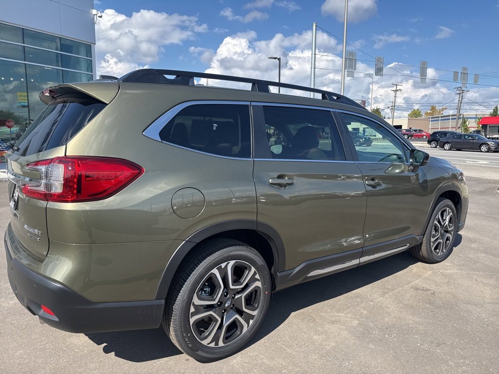 New 2025 Subaru Ascent Limited image 6