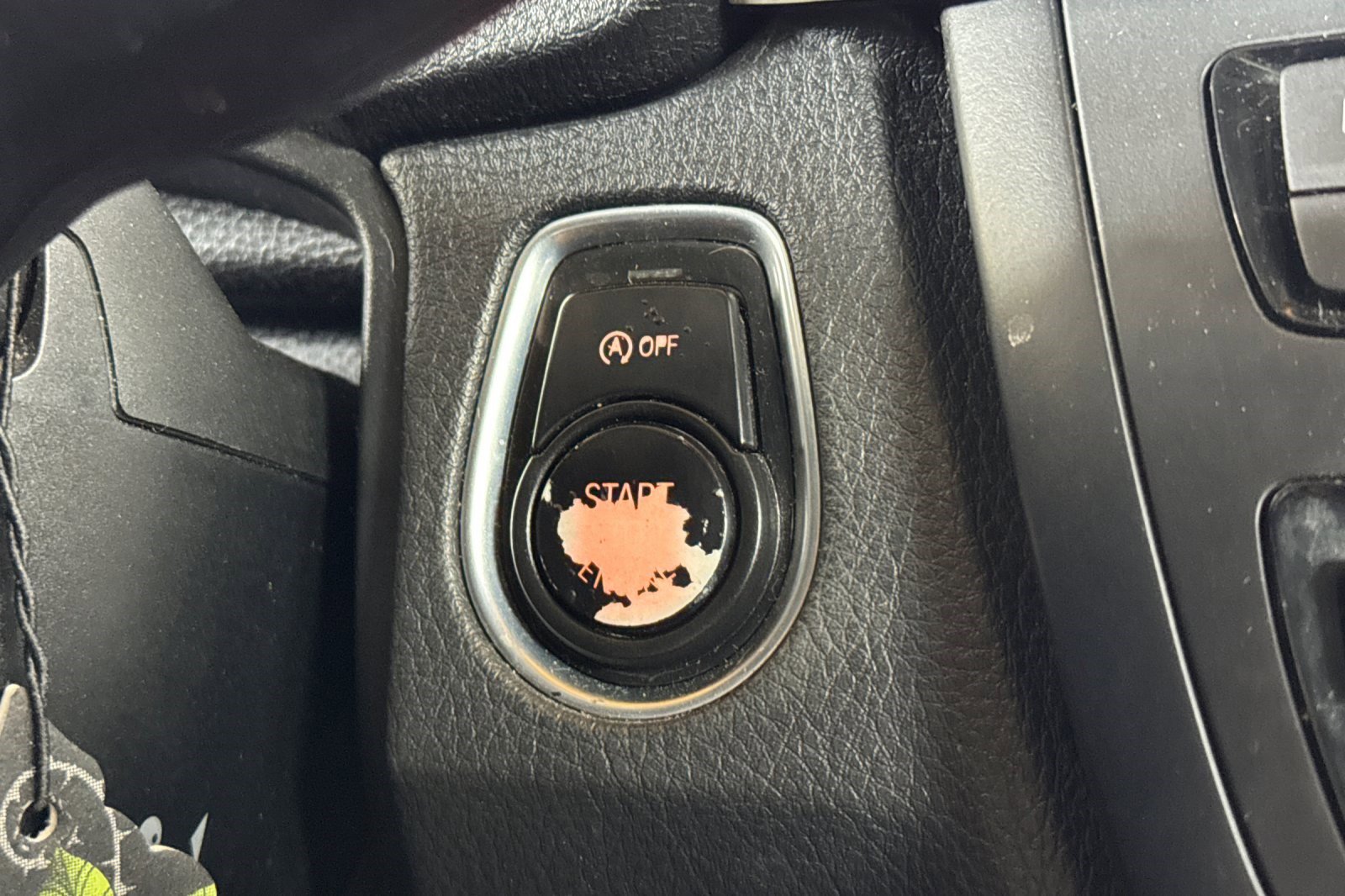 Used 2013 BMW 320i Sedan image 33