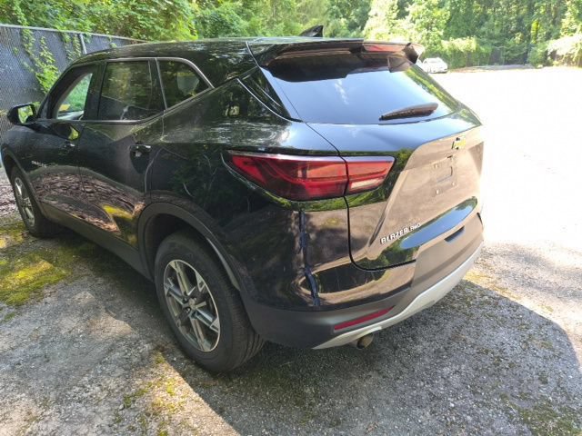 Used 2025 Chevrolet Blazer LT AWD/4WD image 8