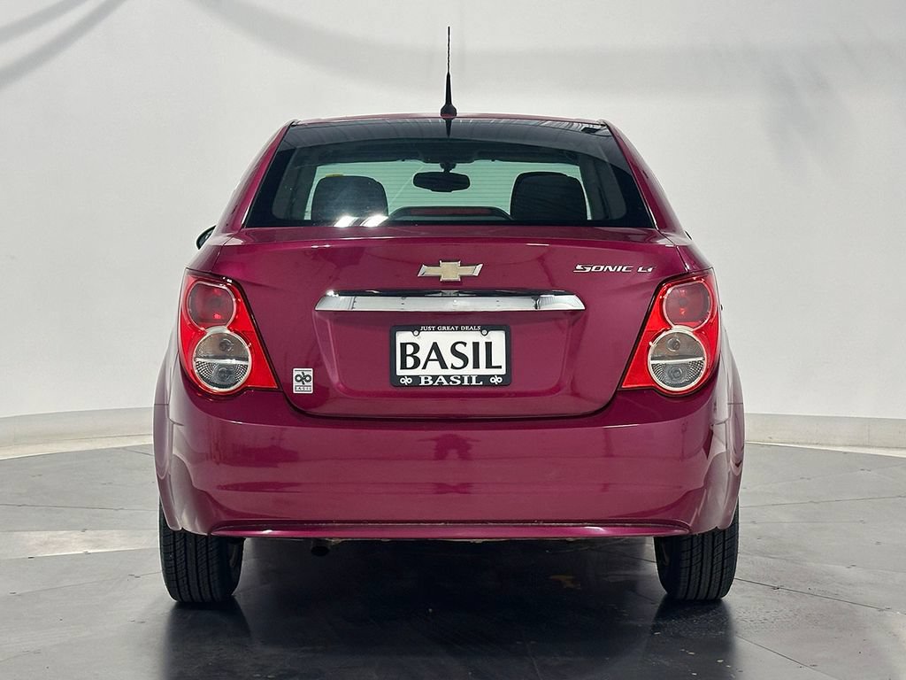 Used 2014 Chevrolet Sonic LT w/ LT Promotional Package FWD image 12