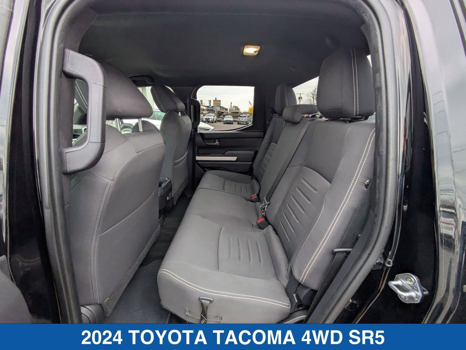 Used 2024 Toyota Tacoma TRD Off-Road AWD/4WD image 28