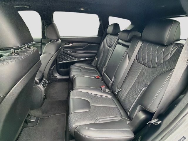 Used 2021 Hyundai Santa Fe Calligraphy AWD/4WD image 12