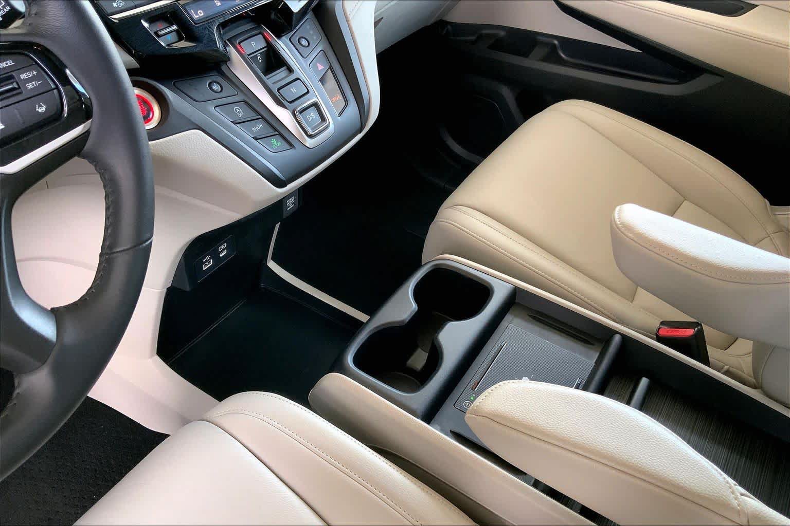Used 2025 Honda Odyssey EX-L image 17
