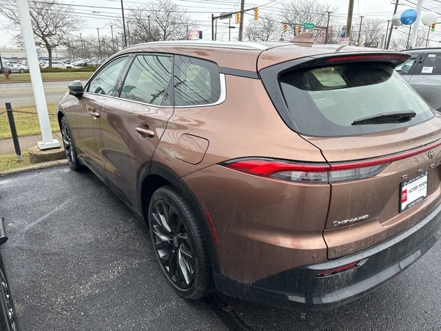 New 2025 Toyota Crown Signia image 2