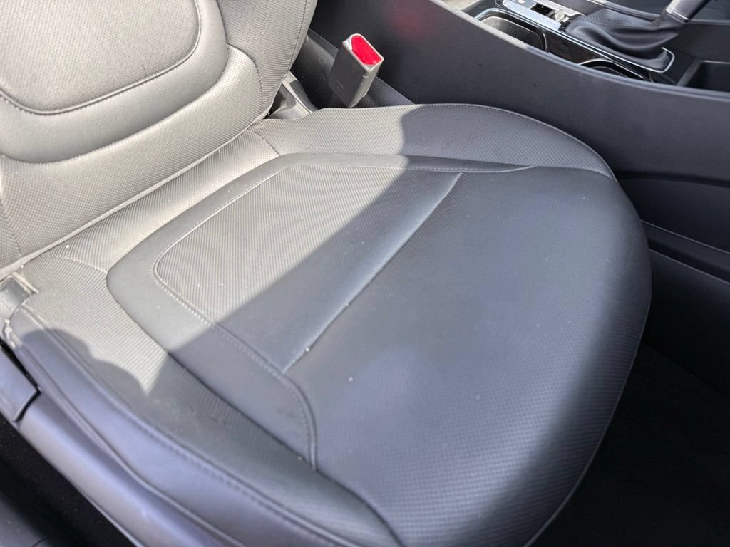 Certified 2023 Hyundai Tucson SEL w/ Convenience Package FWD image 23
